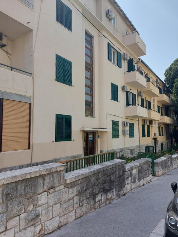 ספליט Maxim Rooms & Apartments מראה חיצוני תמונה